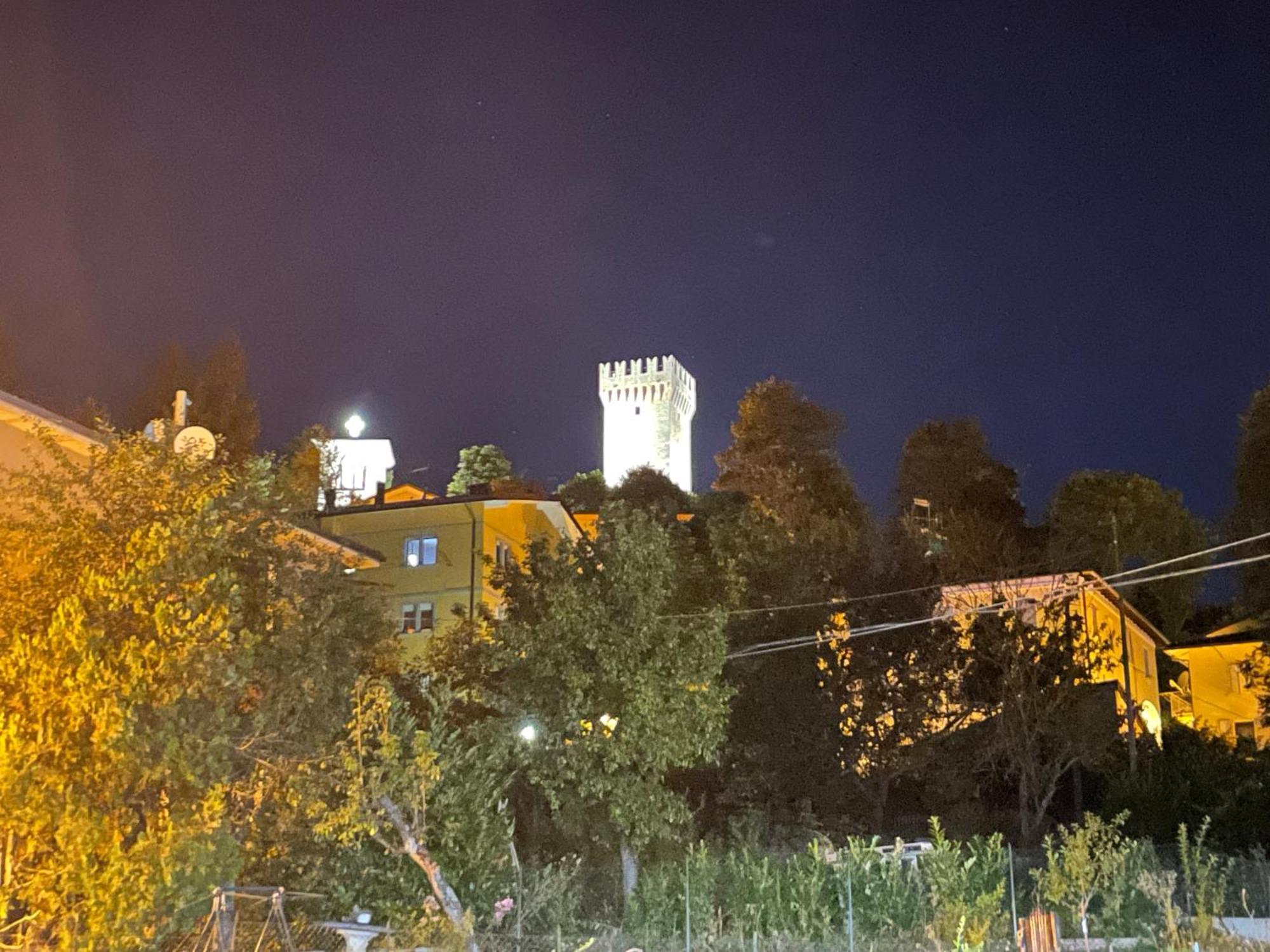 Novecento Luxury&Spa Residence 4 Stelle Montese Bagian luar foto