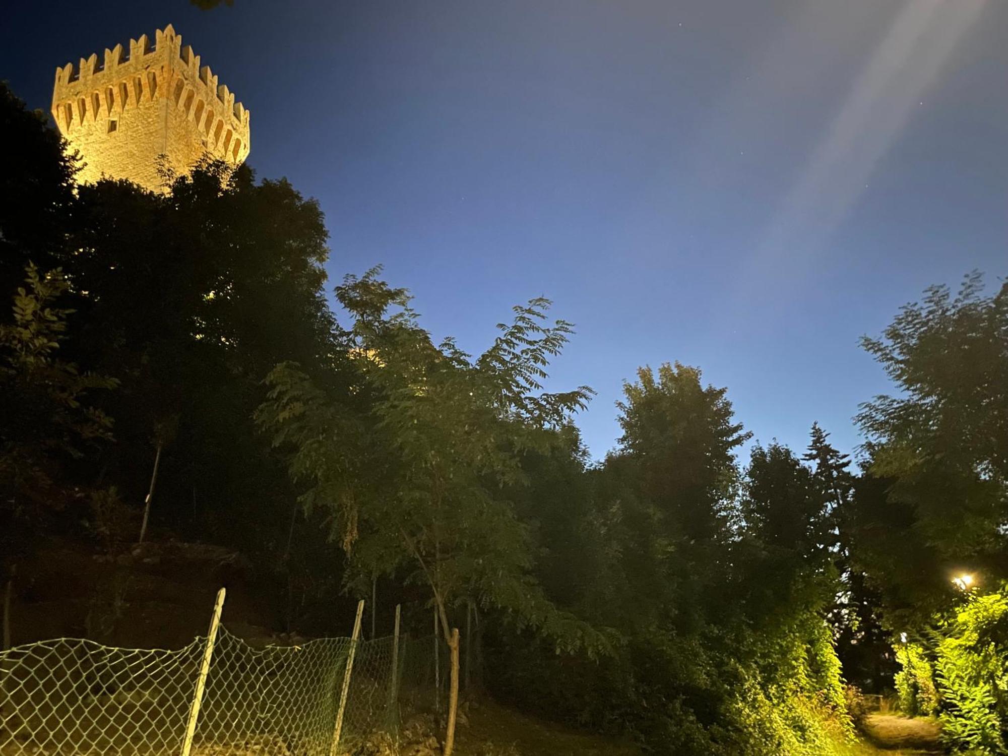 Novecento Luxury&Spa Residence 4 Stelle Montese Bagian luar foto