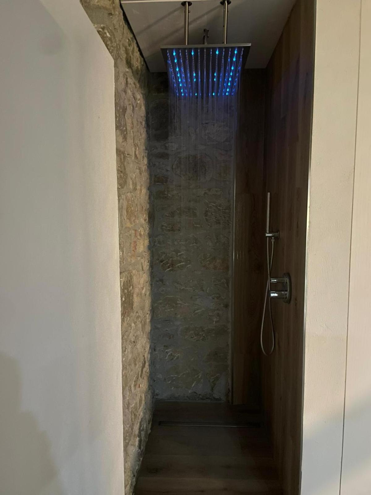 Novecento Luxury&Spa Residence 4 Stelle Montese Bagian luar foto